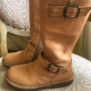 PePe boots Sz 28